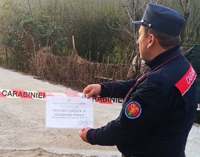 Pista abusiva in zona vincolata a Moschiano: scatta il sequestro