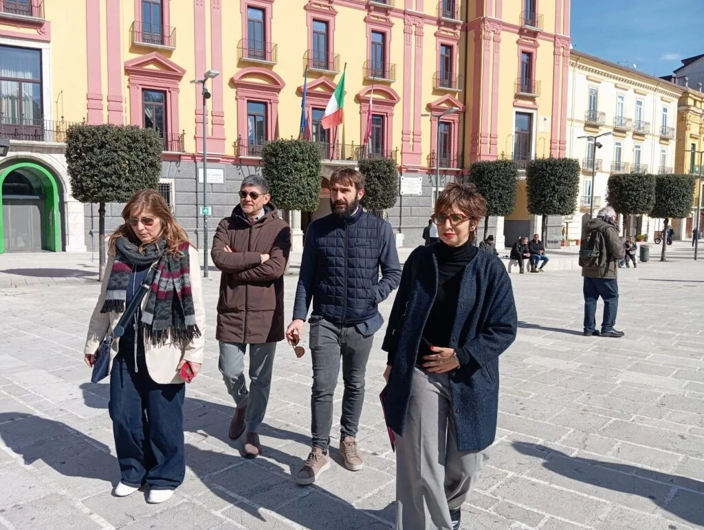 Pd, nuovo ricorso nel giro di 24 ore: chiesta l’espulsione di Enza Ambrosone