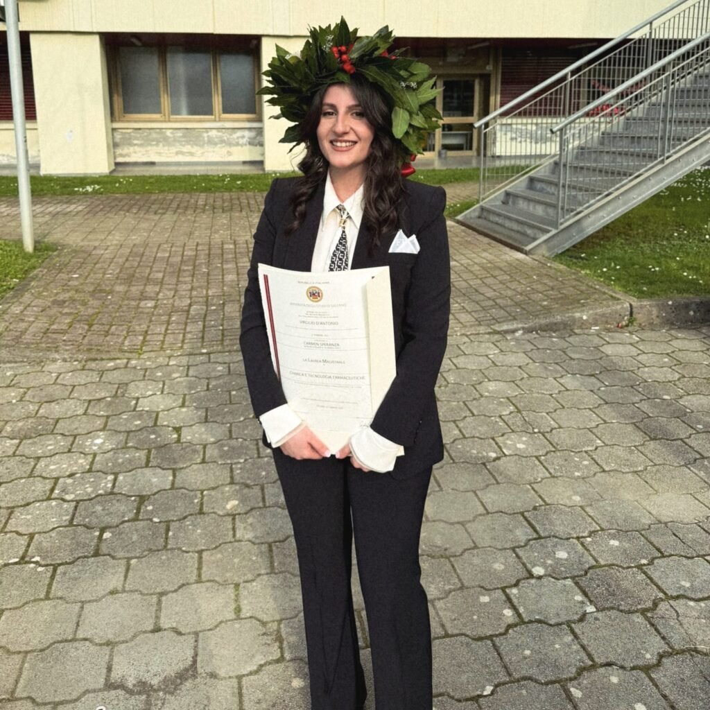 Laurea Carmen Speranza. Congratulazioni alla neodottoressa