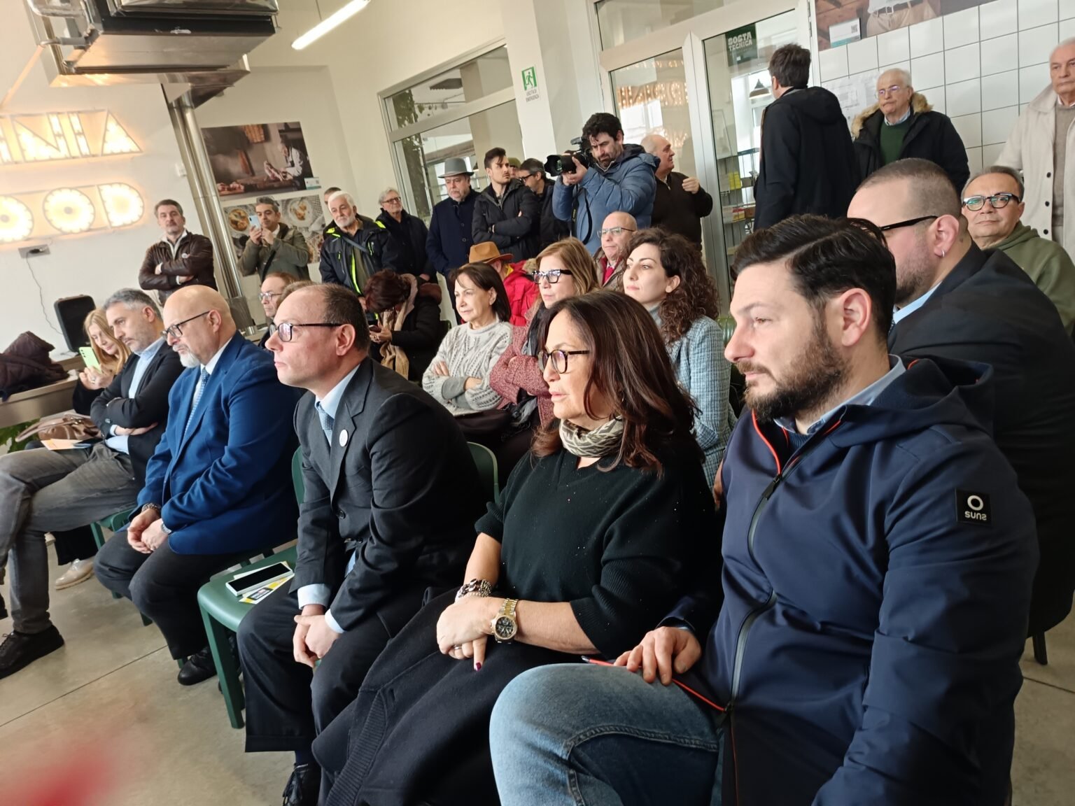 Centrosinistra, Ciampi (M5s): “Ad Avellino campo largo e sindaco civico”. E Castellone incontra “Nui rà ferrovia”