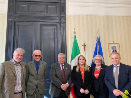 Il prefetto Riflesso riceve una delegazione dei Maestri del Lavoro del Consolato Provinciale di Avellino