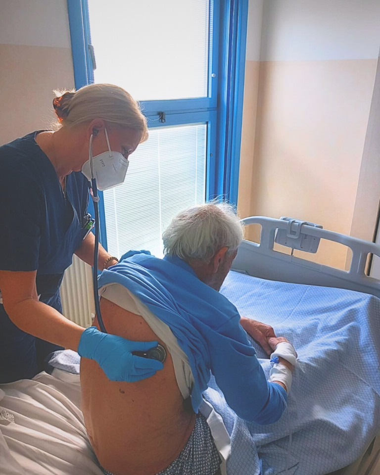 Pronto Soccorso del Moscati, si inaugura il ‘percorso argento’ per i pazienti anziani fragili Pronto soccorso anziani