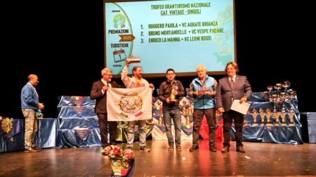 Il Vespa Club “Leoni Rossi” di Grottaminarda pluripremiato a Pontedera Vespa club premiazione