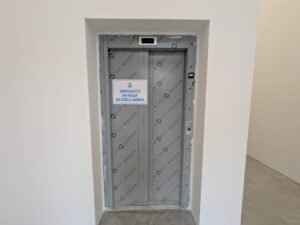 Ascensore Dogana in attesa di collaudo