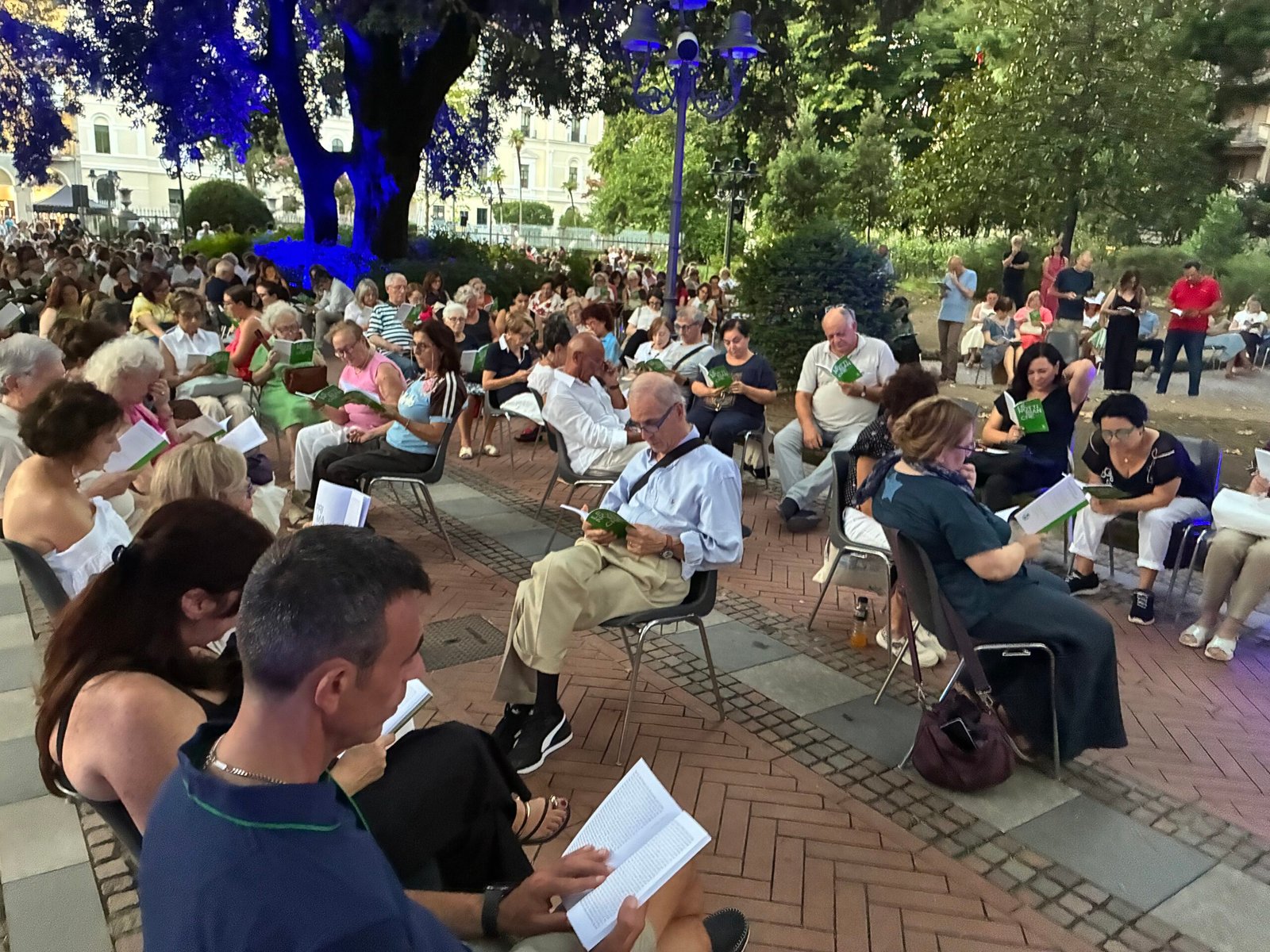 Oltre mille per la Tempesta Silenziosa di Baricco. Marrone: così la lettura acquista la sacralità di un rito condiviso, restituire la parola alla letteratura in un tempo di follia